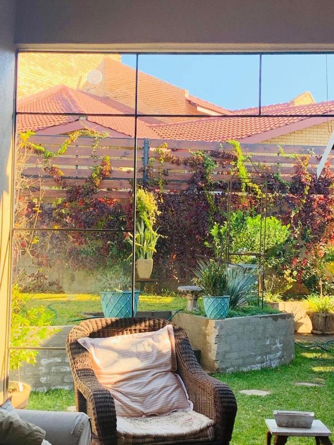 Douglas Villas Tzaneen Bagian luar foto