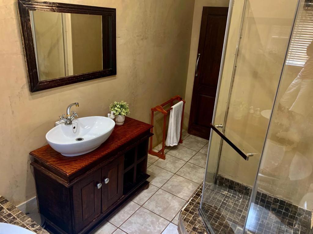 Douglas Villas Tzaneen Bagian luar foto