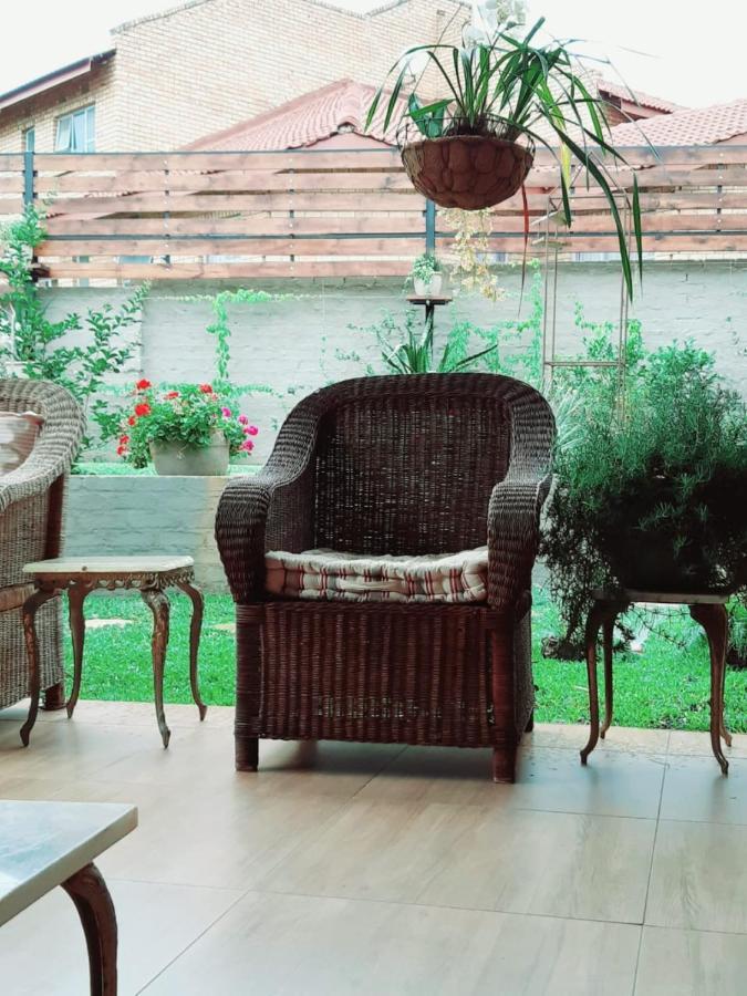 Douglas Villas Tzaneen Bagian luar foto