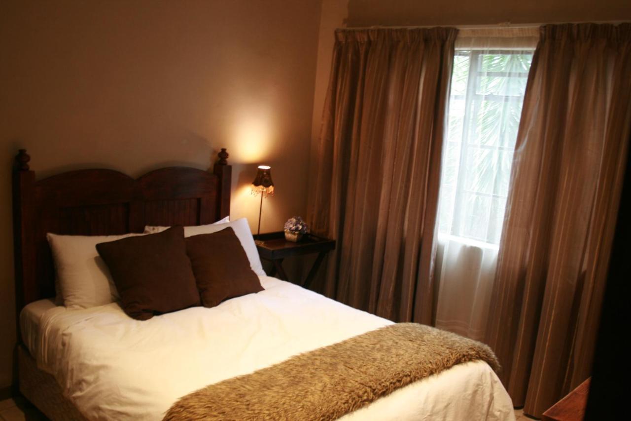 Douglas Villas Tzaneen Bagian luar foto