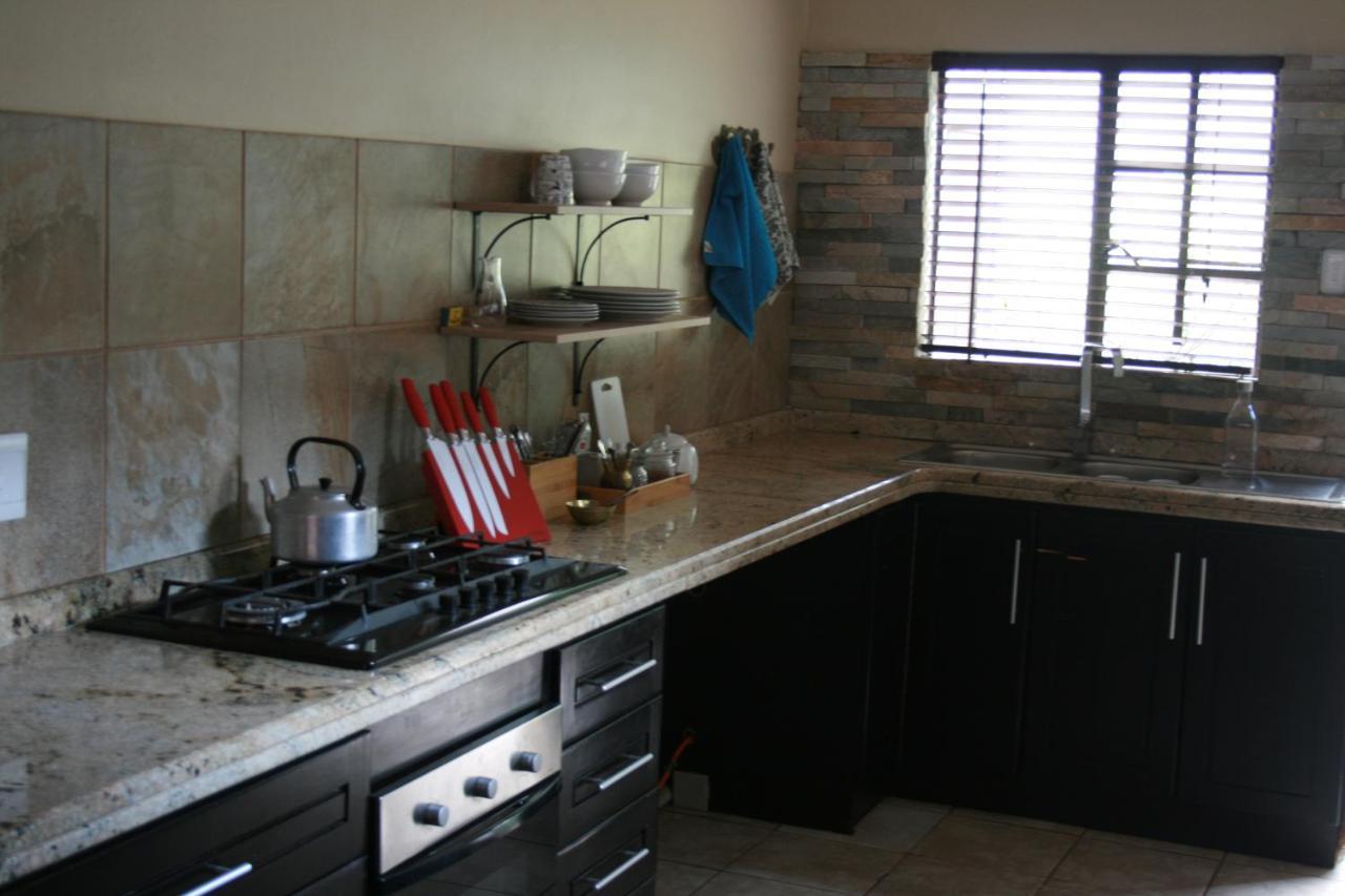 Douglas Villas Tzaneen Bagian luar foto